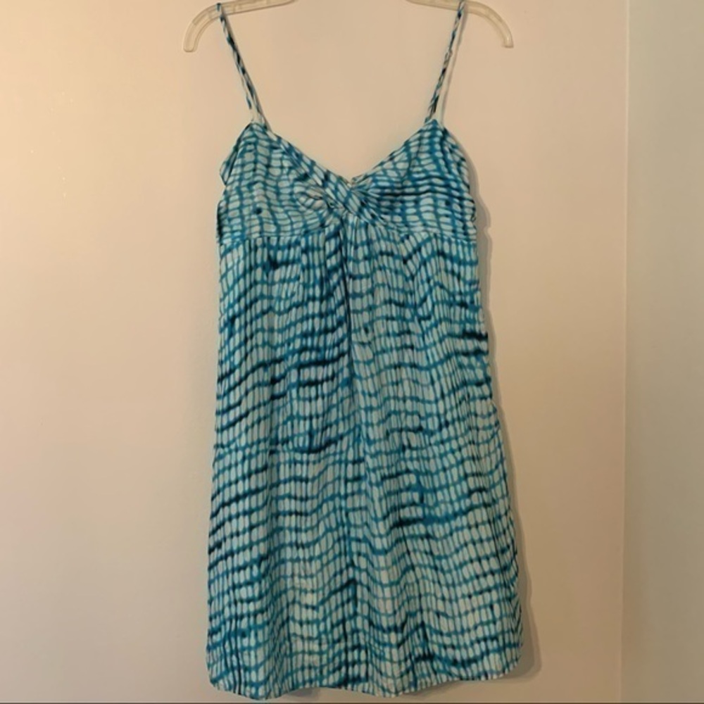 Ann Taylor 100% Silk Babydoll Dress in Blue Pattern
